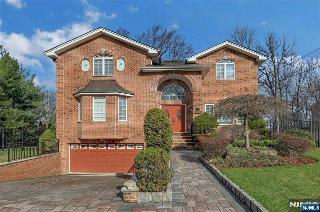 411 Fairway Drive — photo