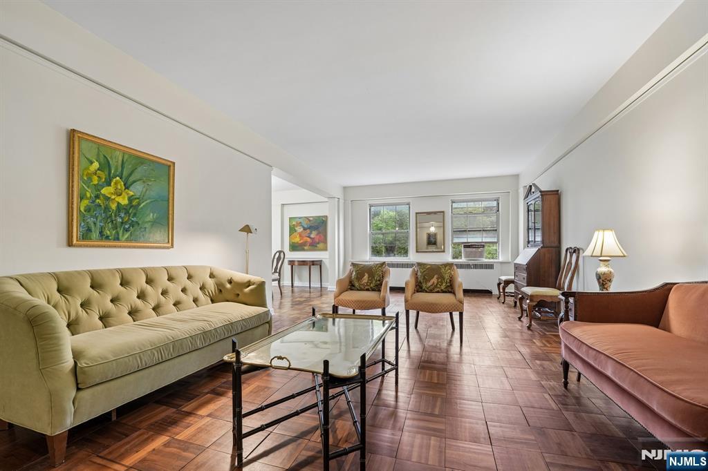 10 Crestmont Road 2N — photo