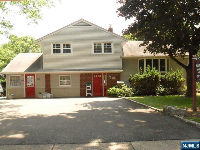 516 Knickerbocker Road — photo