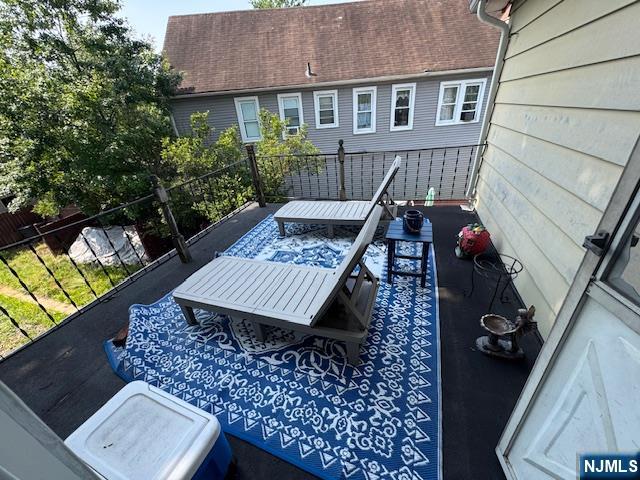 166 Rochelle, Rochelle Park, NJ 07652 — photo 2