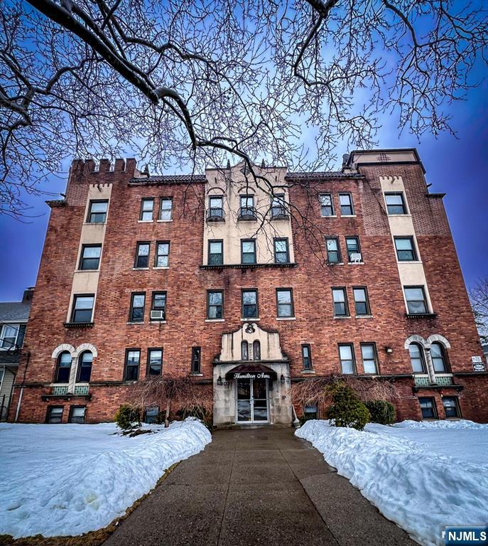 303 Hamilton Avenue Bas 1 — photo