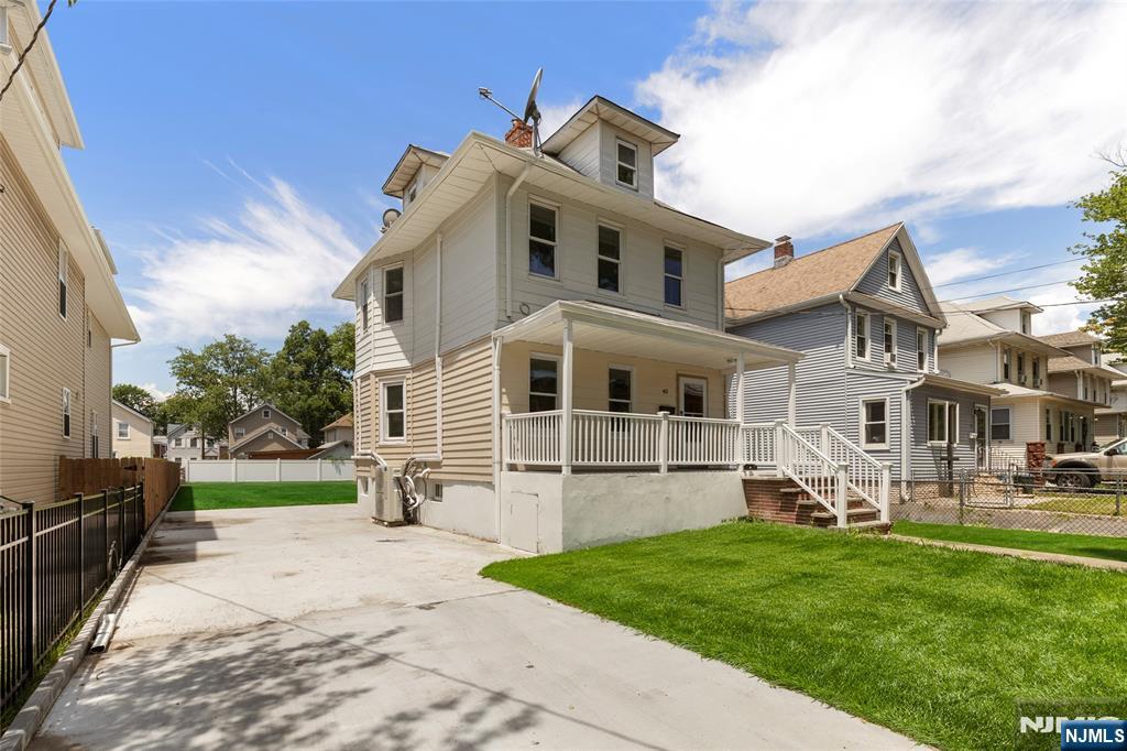 40 Teaneck — photo