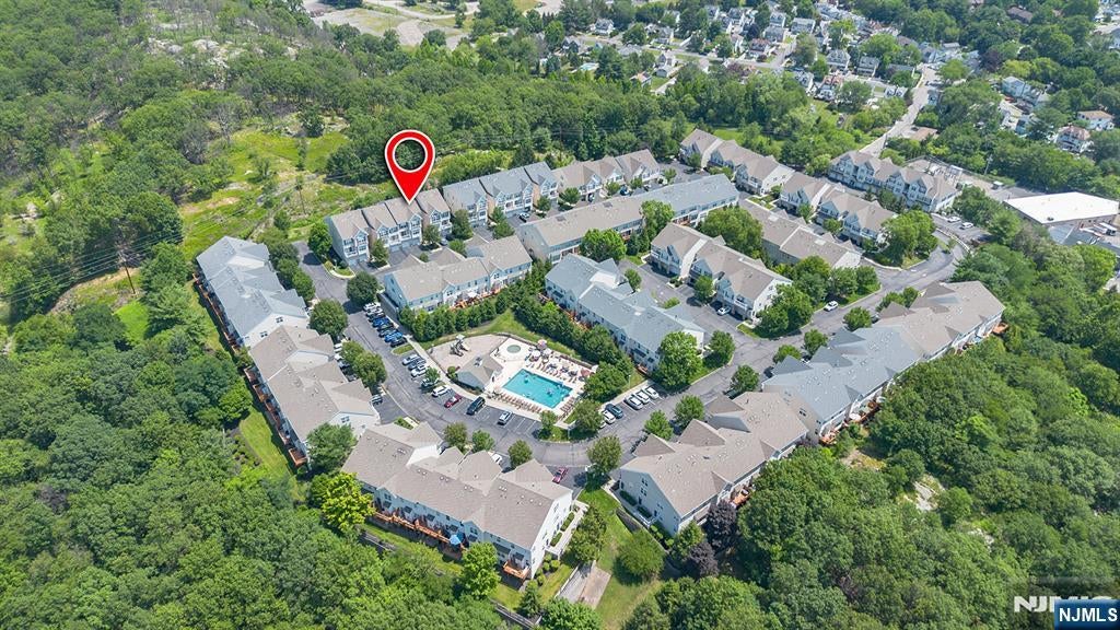 74 Mountainside Drive — photo