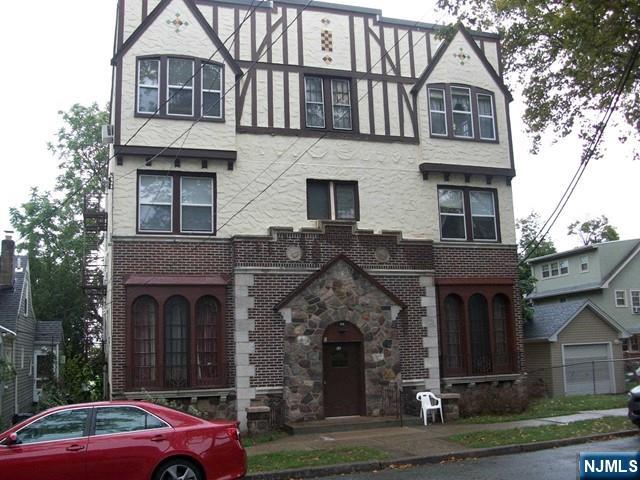 10 Hasbrouck — photo