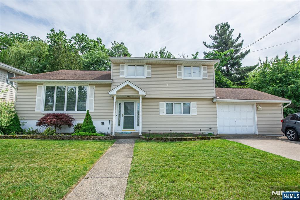 319 Winifred Drive — photo
