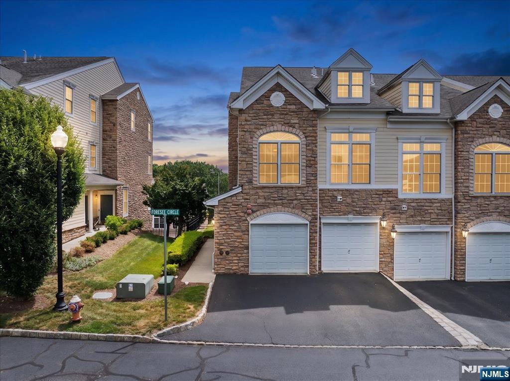 31 Forshee Circle 101 — photo