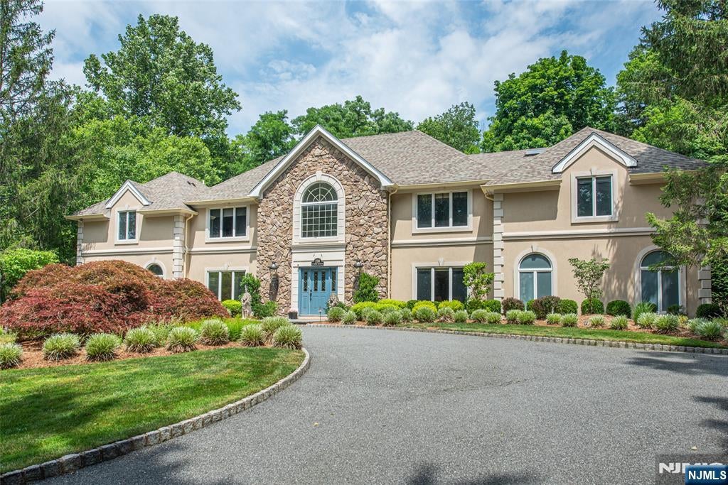 238 E Saddle River Road — photo