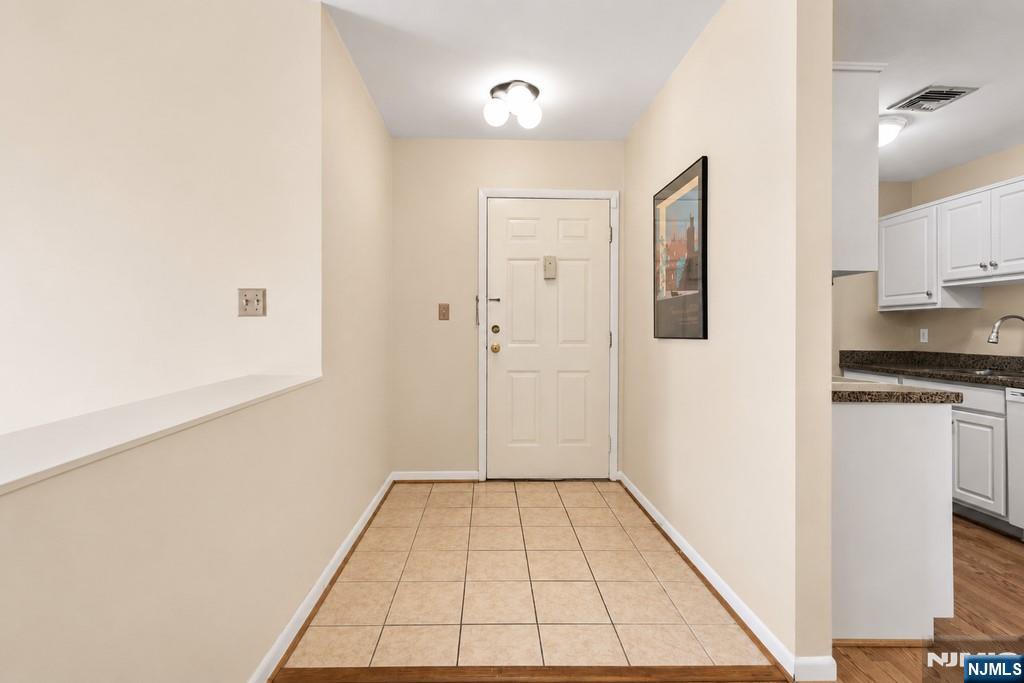 555 Riverside Avenue #9, Rutherford, NJ 07070 — photo 3
