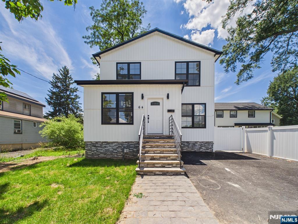 64 Graham Place — photo