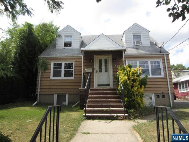 377 Westminster Place — photo