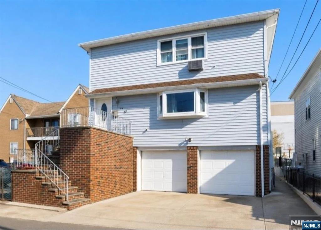 214 Morris Street — photo