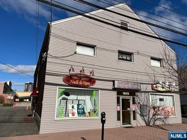 1619 Palisade Avenue 2nd Floor — photo