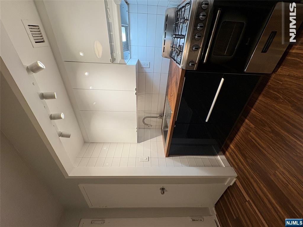 501 Linwood Drive — photo