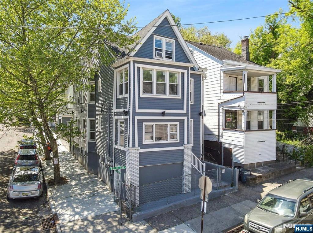 7 Belle Avenue 1 — photo