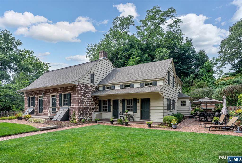 605 E Saddle River Road — photo