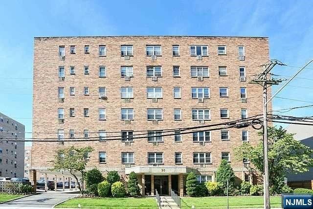 25 Jefferson Street 6D — photo