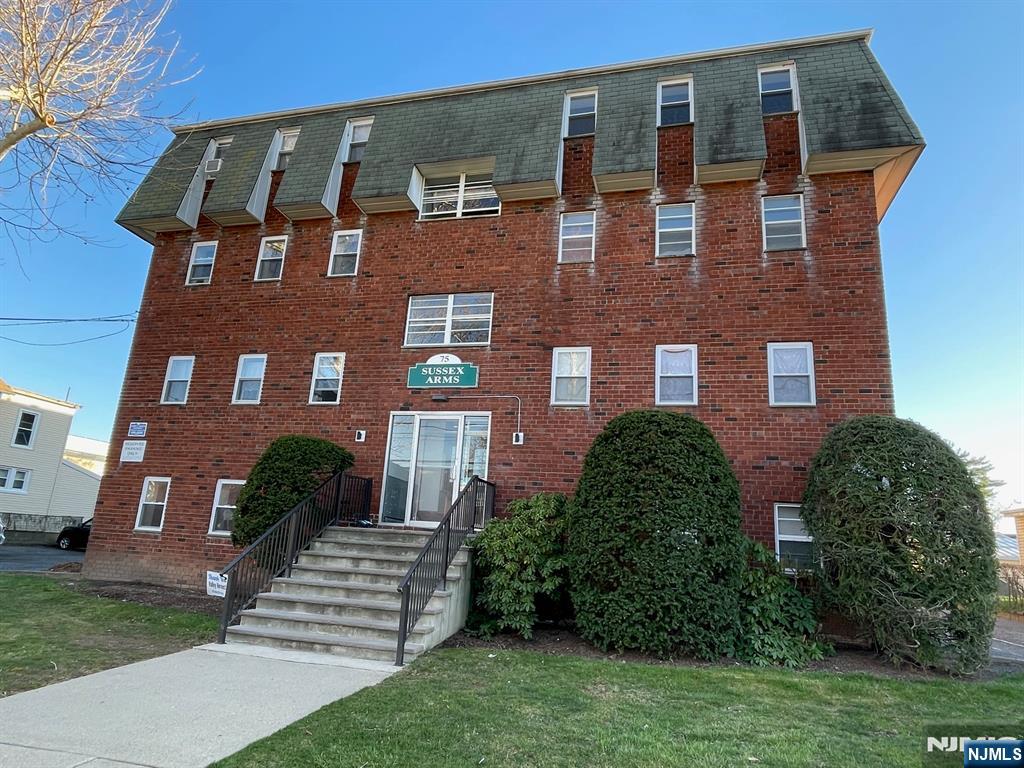 75 Sussex Street 3a — photo