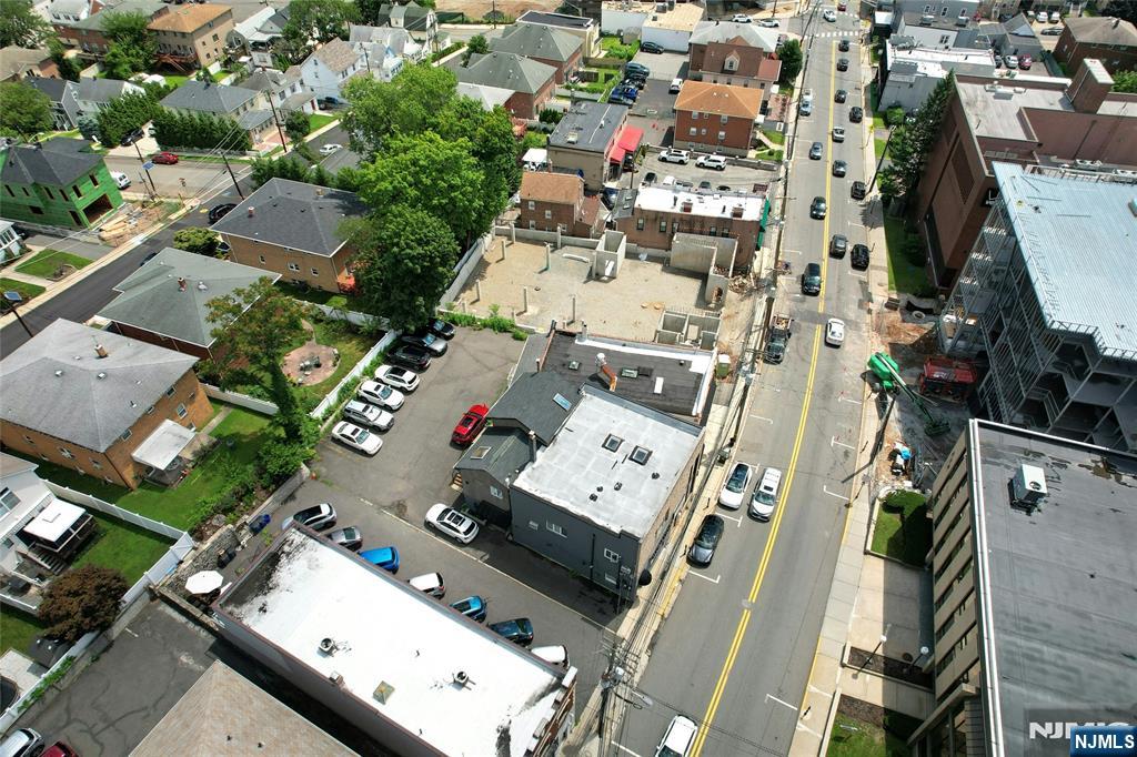 515 Main Street — photo
