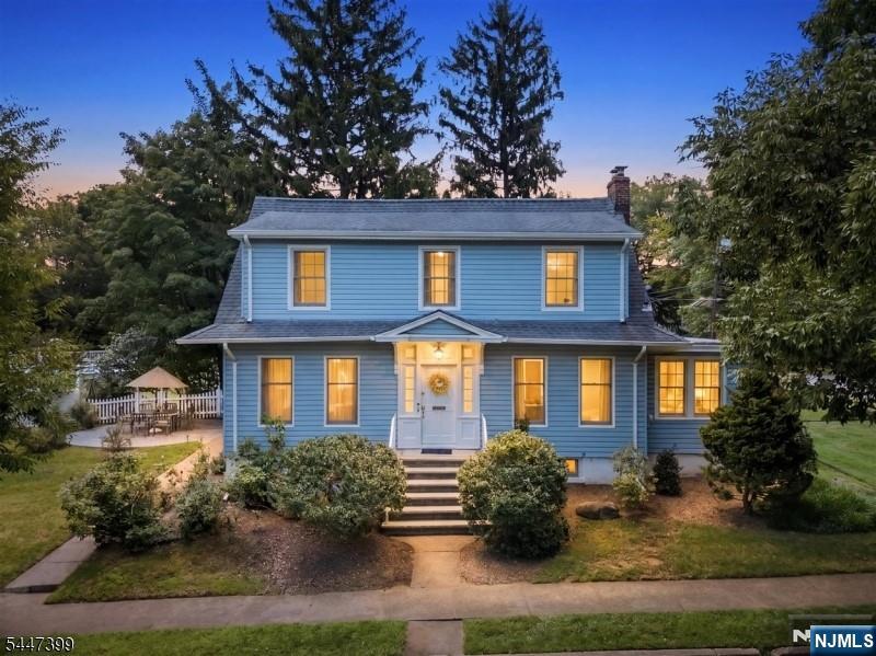 35 Lowell Street — photo