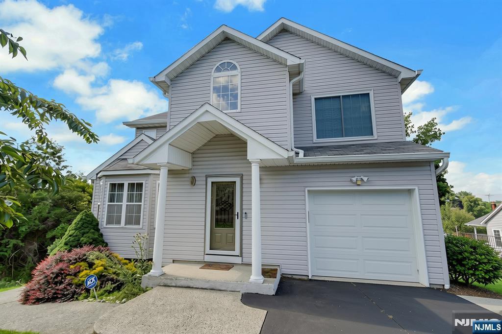 14 Summit Court, Hackensack, NJ 07601 — photo 2