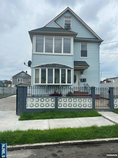 260-262 E 23rd Street — photo