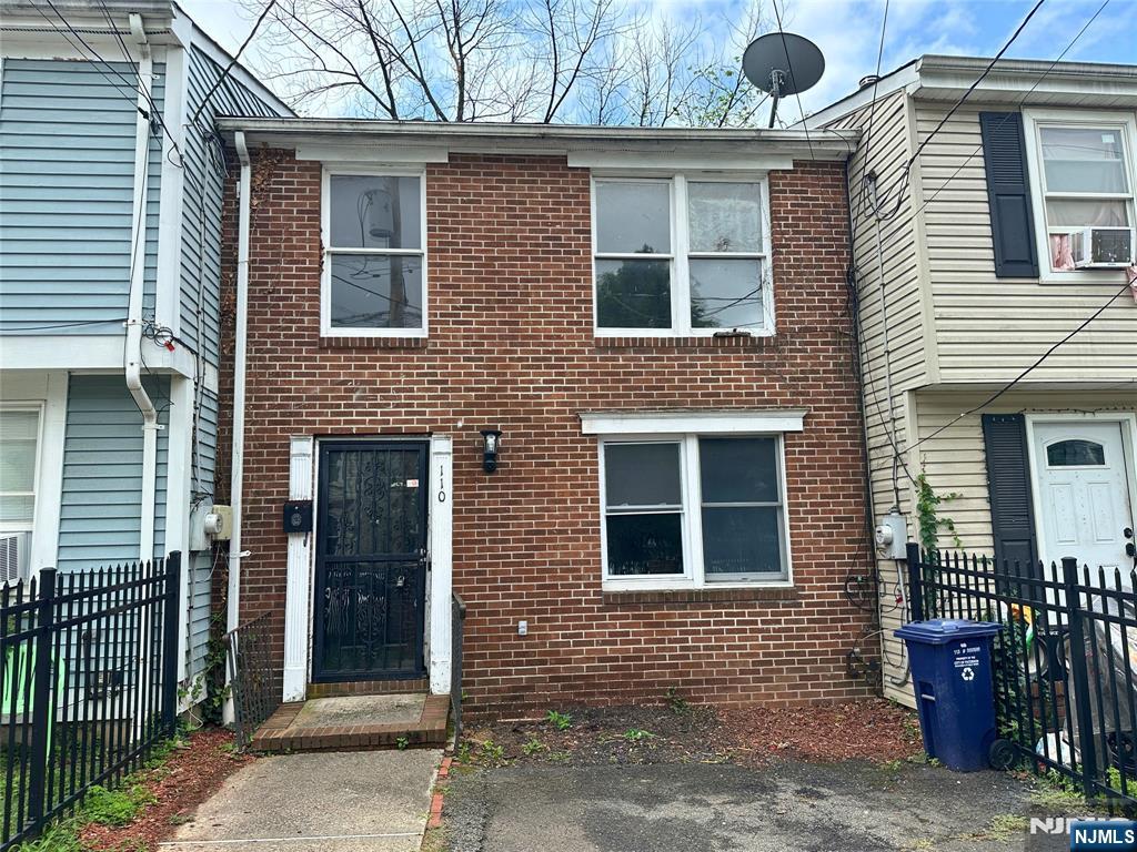 110-112 Pearl Street — photo