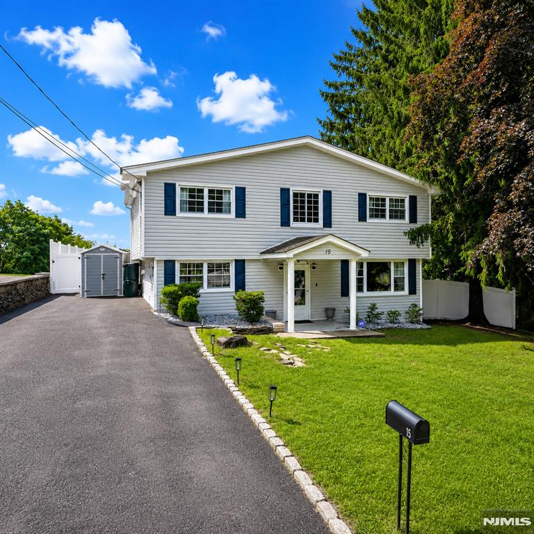 15 Musconetcong Avenue — photo