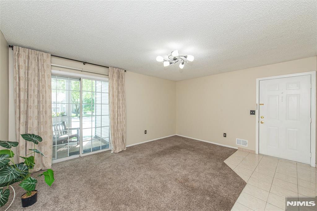 540 Holly Court — photo