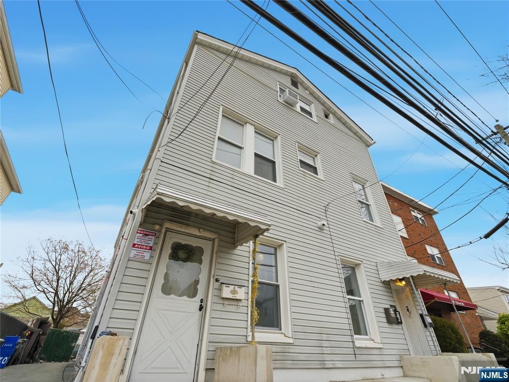 302 Belmont Avenue — photo