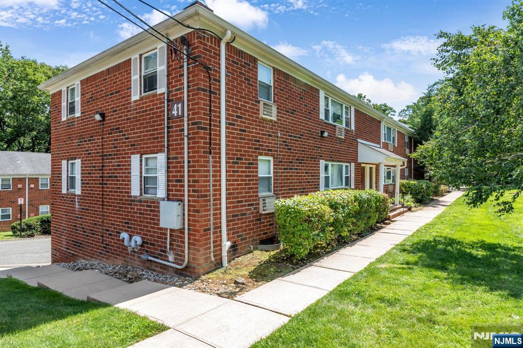 2467 State Route 10 — photo