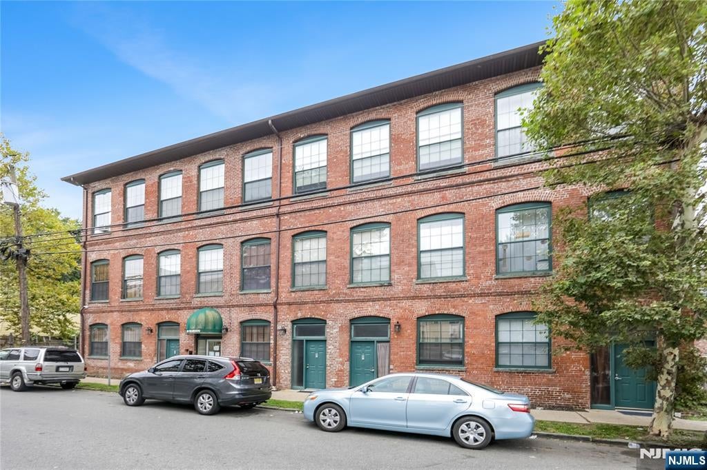 105 -111 Marion Street 18 — photo