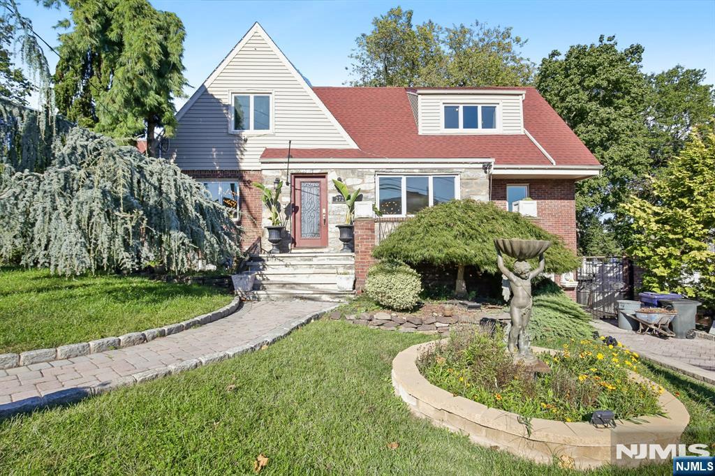 272 Standish Avenue, Hackensack, NJ 07601 — photo 2