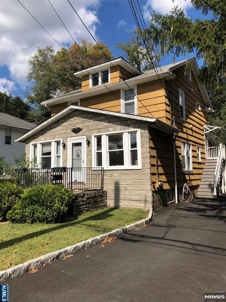 45 Diamond Bridge Avenue 2 — photo