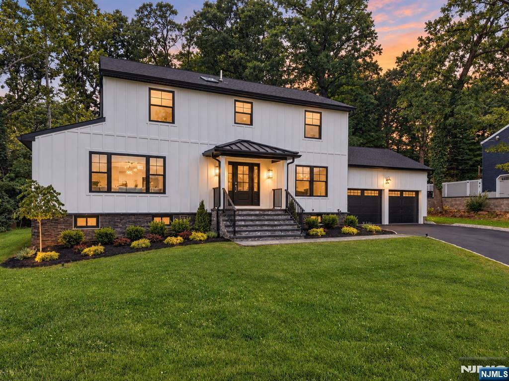 12 Weber Road — photo