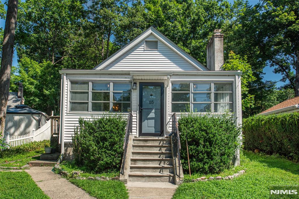 65 Kraft Place — photo