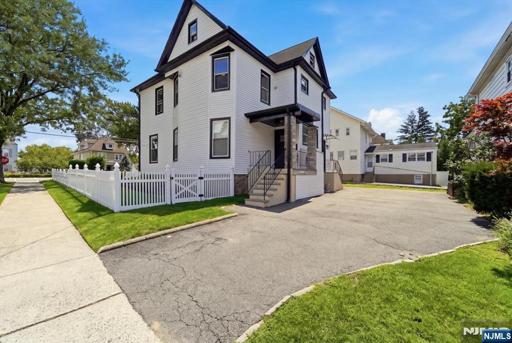 150 Ridge Road, Rutherford, NJ 07070 — photo 2