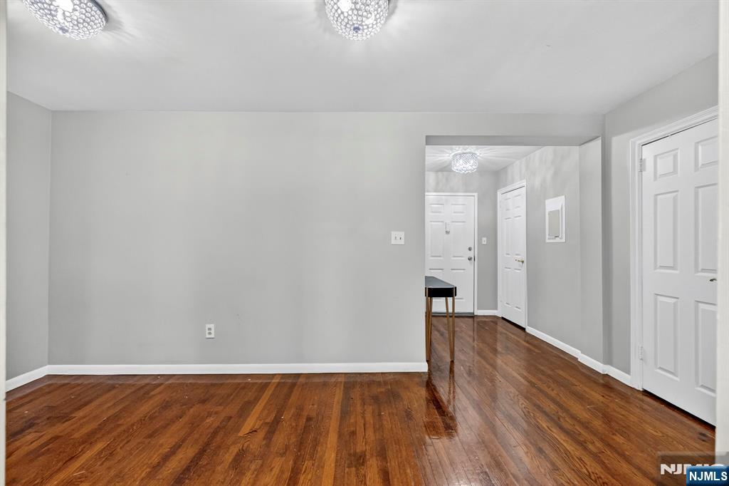 19 Lyons, Newark, NJ 07112 — photo 2