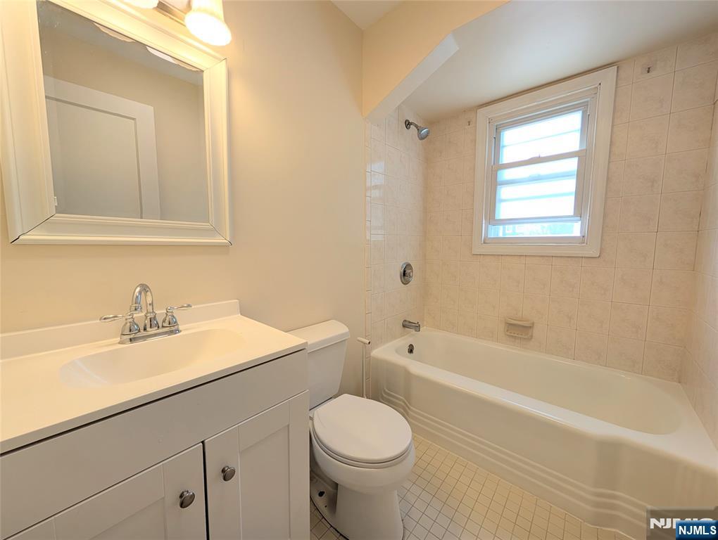 139 Eastern Way #2R, Rutherford, NJ 07070 — photo 3
