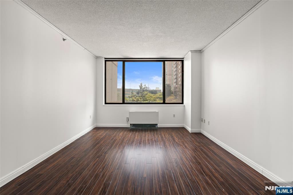 45 River Drive 415 — photo