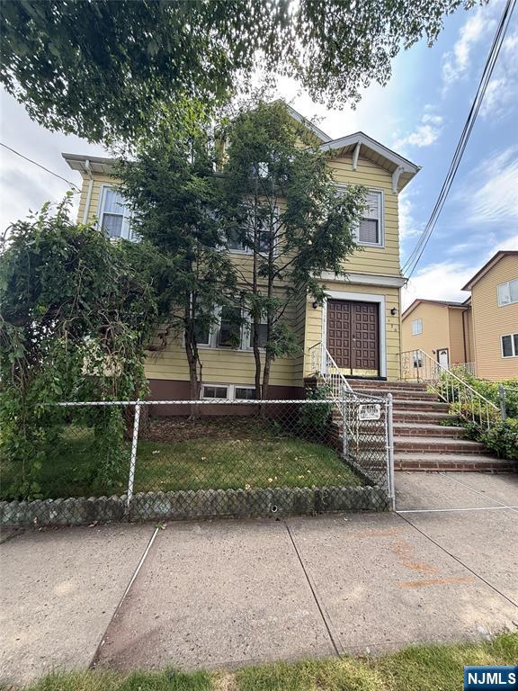 170 Laurel Avenue 3 — photo