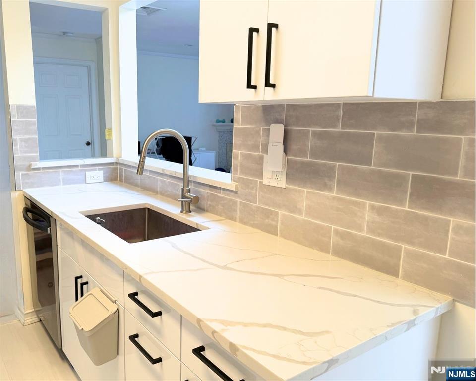 800 River Road 333 — photo