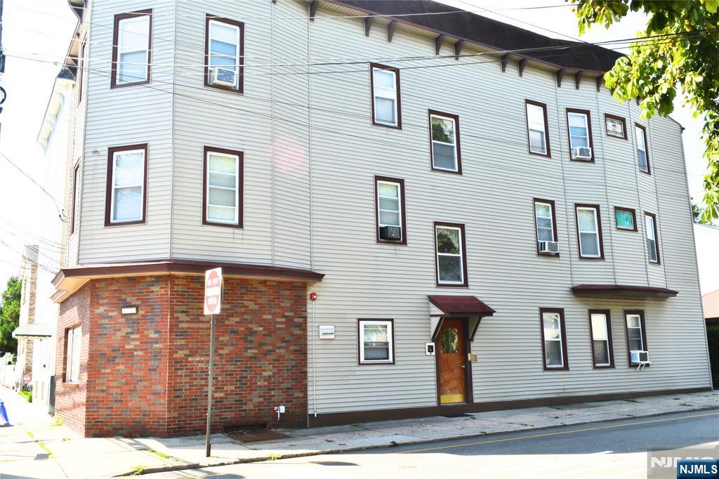 139 Ray Street 1 — photo