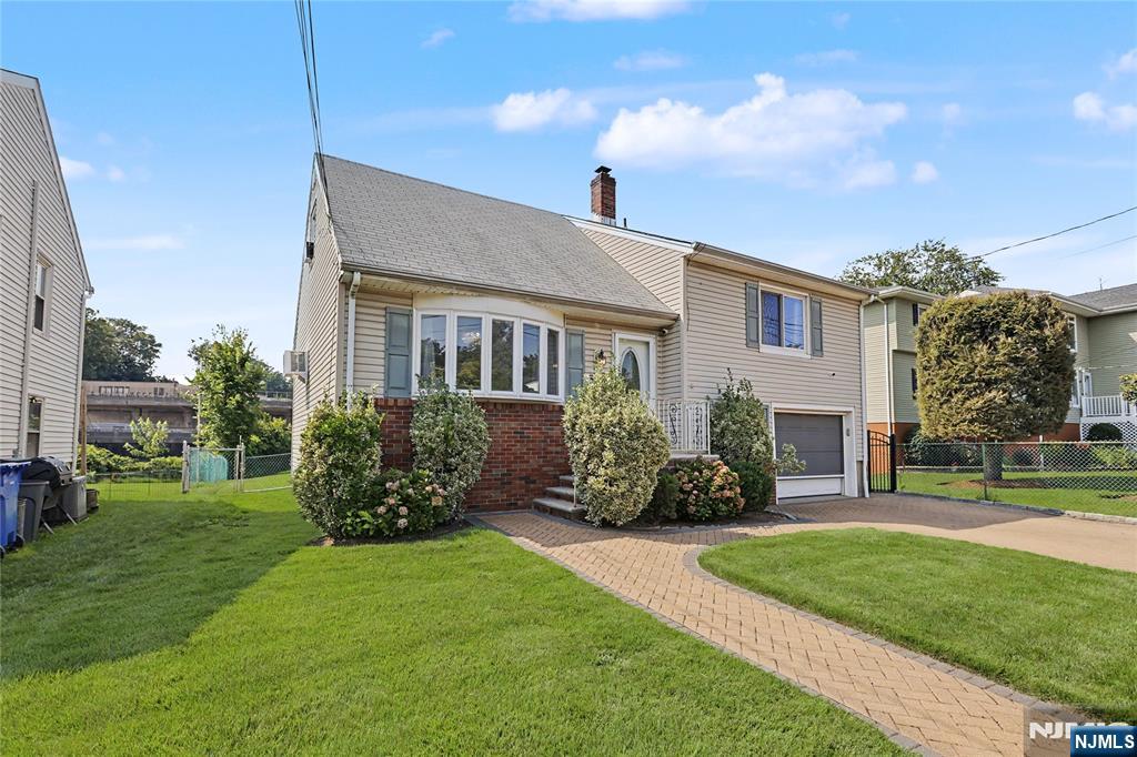 378 Riverside Avenue, Rutherford, NJ 07070 — photo 2