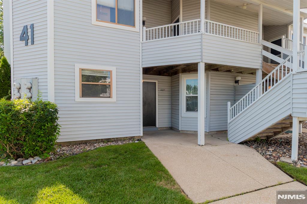 4107 Tracy Court — photo