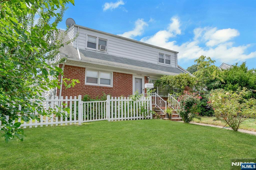 48 Doherty Drive — photo