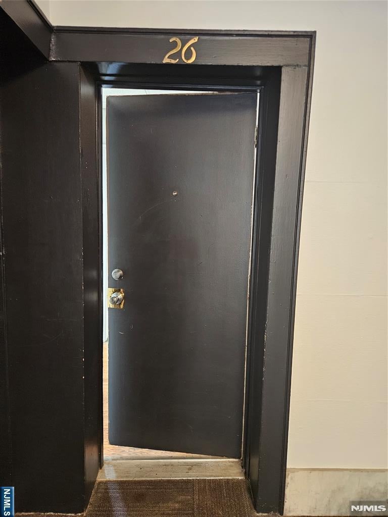194 Davis Avenue 26 — photo