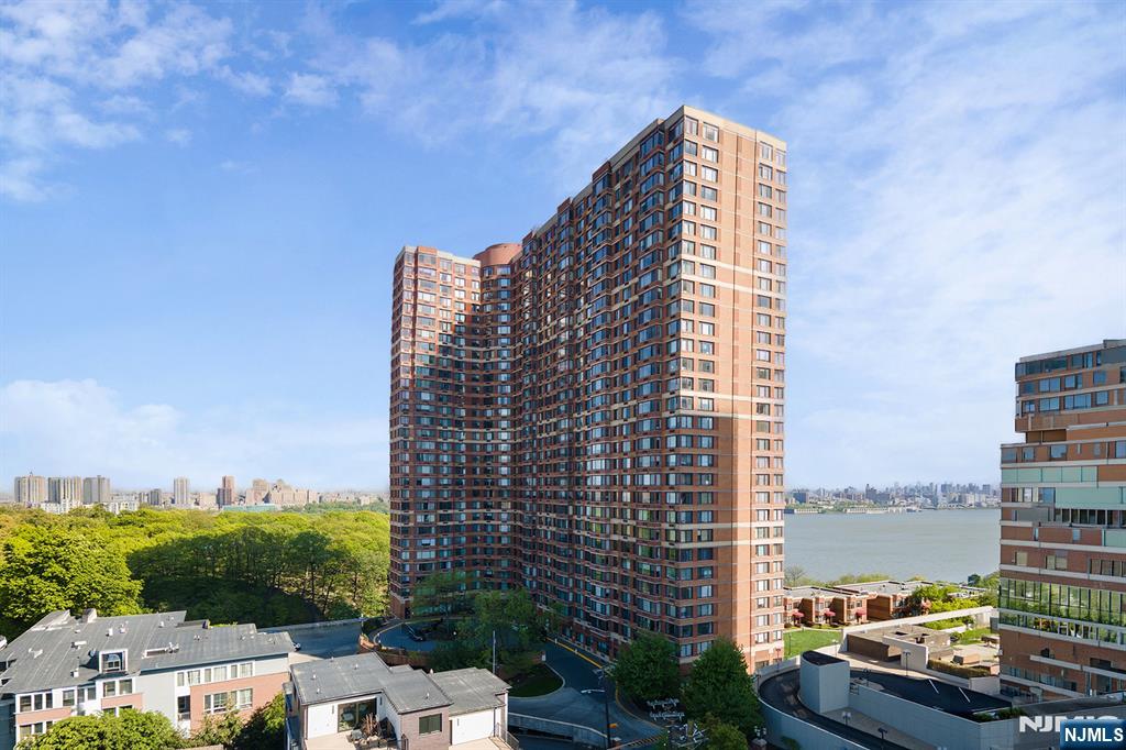 100 Old Palisade Road 3415 — photo