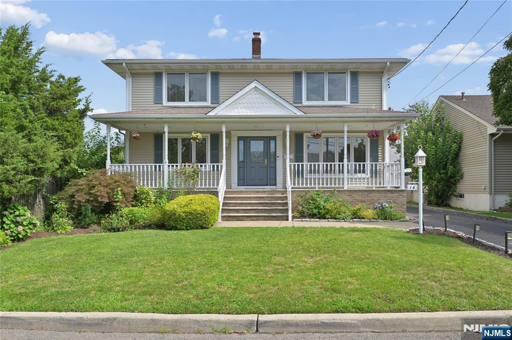 14 Robert Court — photo