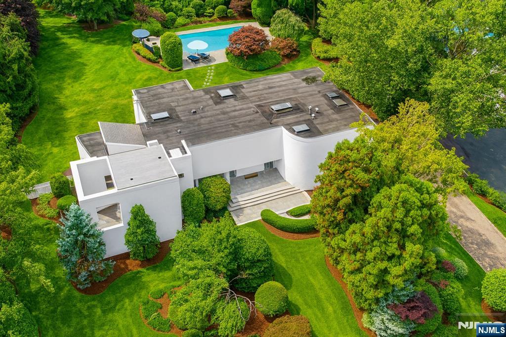 44 Adams Drive — photo