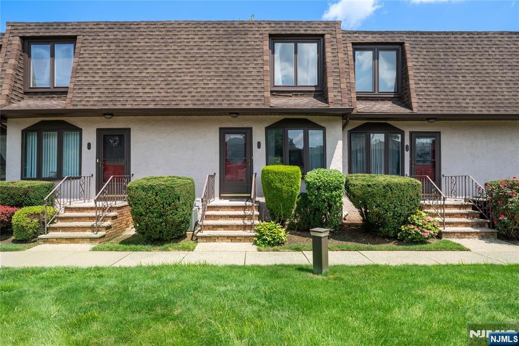 24 River Road E535 — photo
